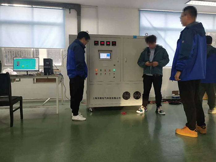 航天航空充電樁耦合插頭大電流溫升及電阻測試裝置安裝現場
